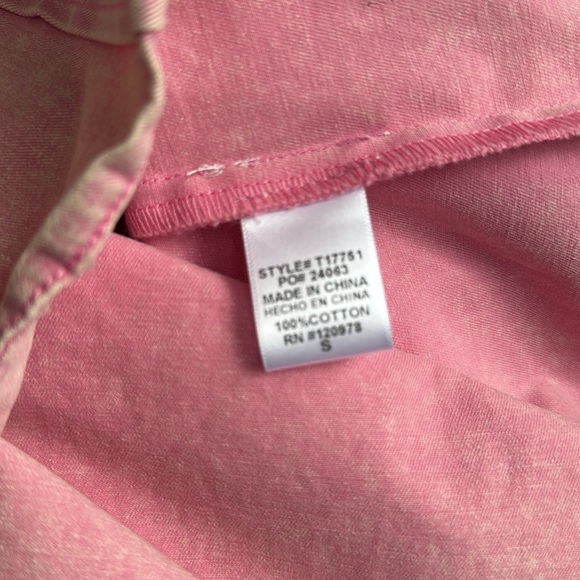 NWT entro pink distressed denim western style shirt with pearl snap buttons - s - Picture 6 of 7